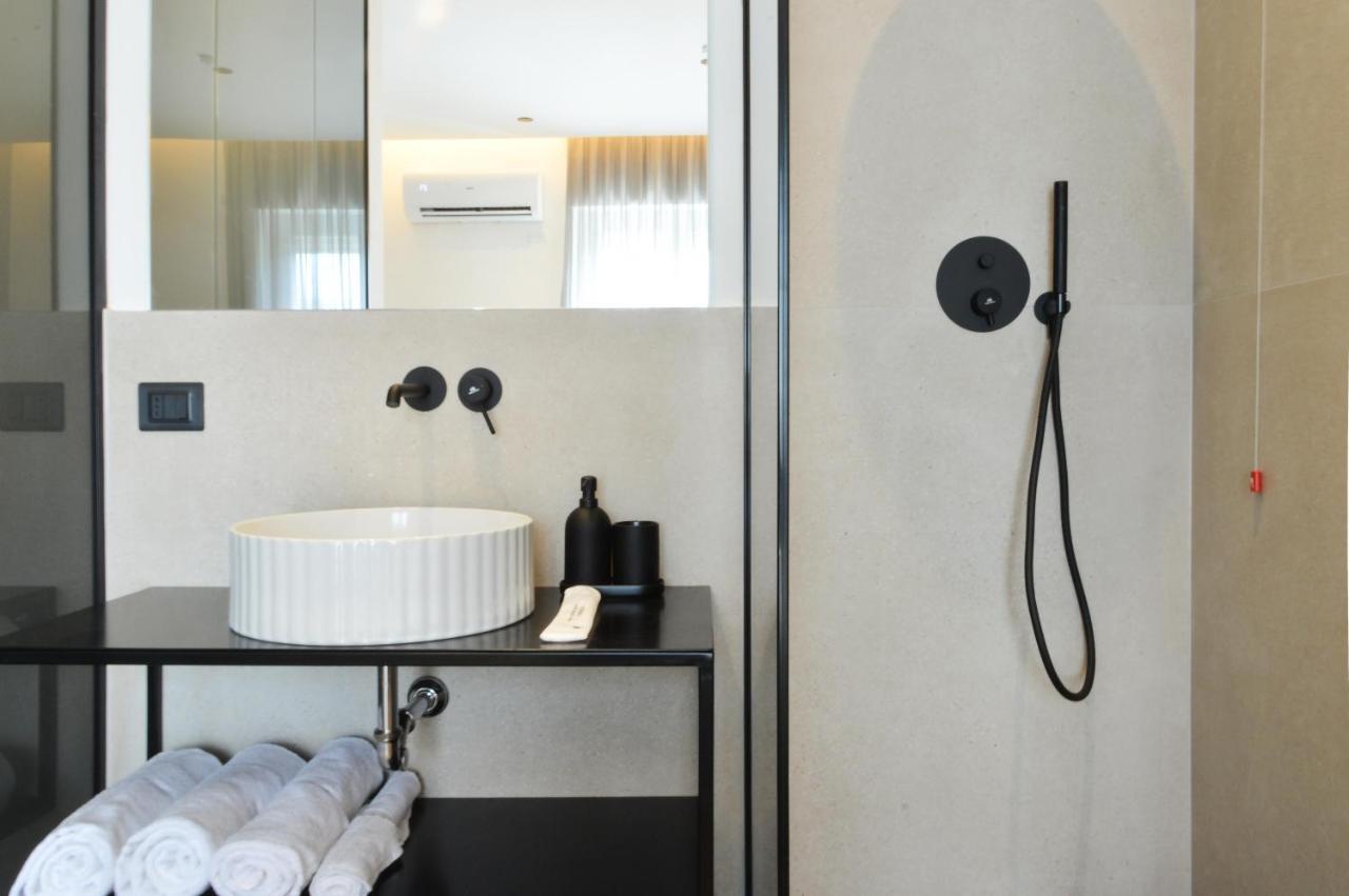 Adriatic Luxury Suites Pescara Exterior foto