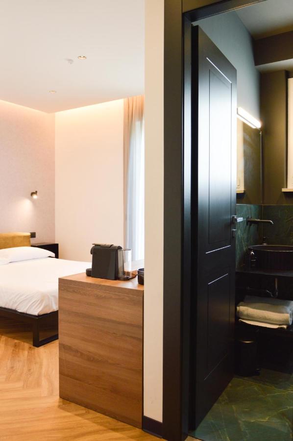 Adriatic Luxury Suites Pescara Exterior foto